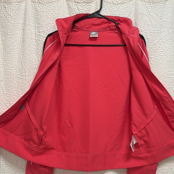 Nike Hot Pink and Black Women's Active Wear Jacket - Picture 7 of 7
